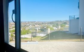 Depto en la Sierra!! Barrio Villa del Lago con vista a los Gigantes